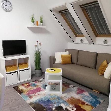 埃格尔Salvus Apartman公寓 外观 照片