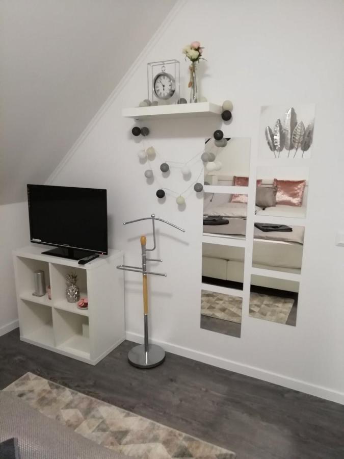 埃格尔Salvus Apartman公寓 外观 照片